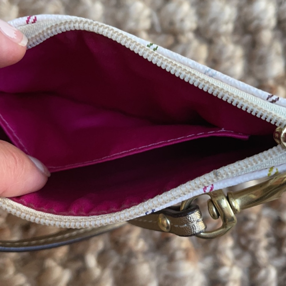 Coach Wristlet - Picture 4 of 4